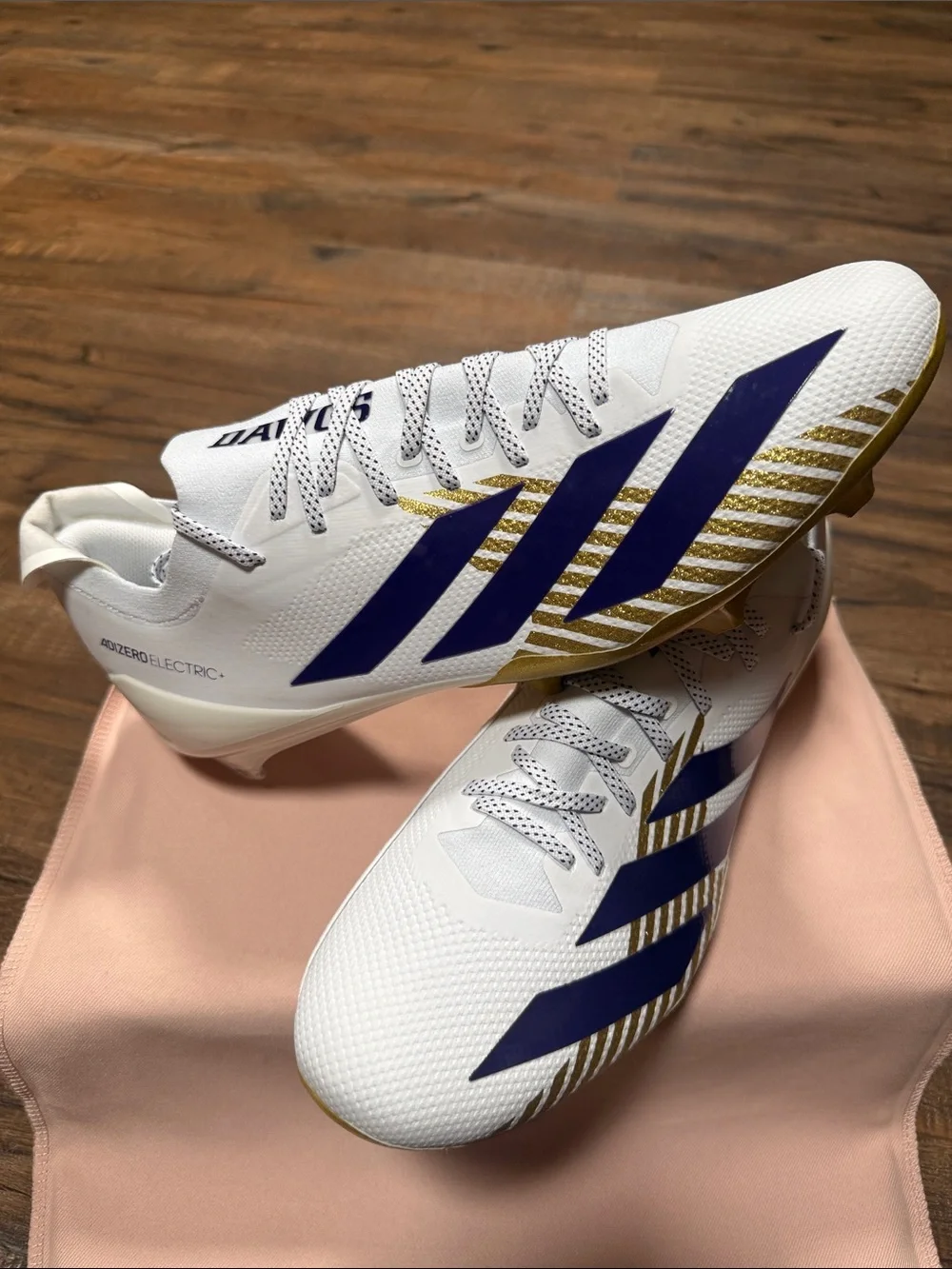 Adidas SM Adizero Electric Washington Huskies Team Issue Football Cleats